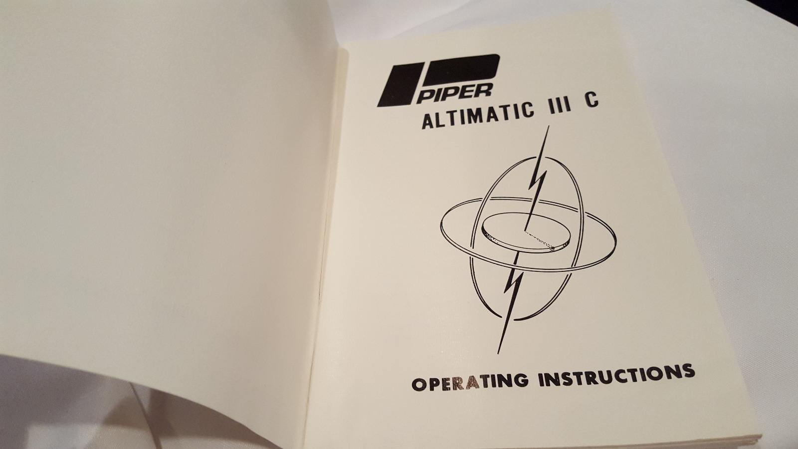 Operating Manuel for Piper Altimatic III C Instructions Printed 1975