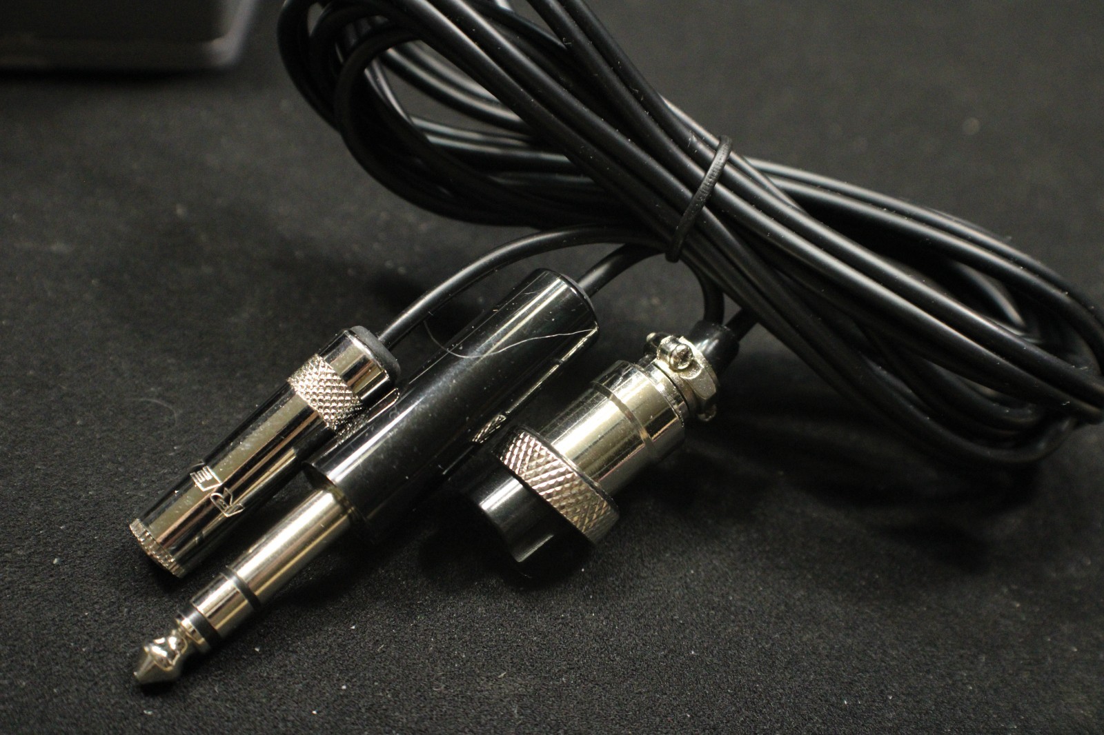 Rugged Air RA 200 General Aviation Pilot Headphone set with Microphone untested