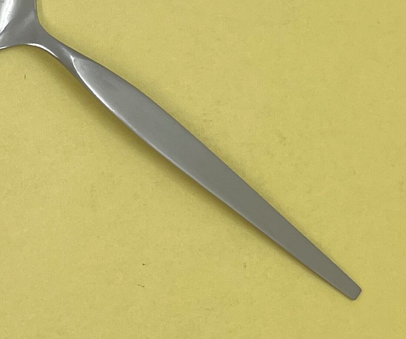 ONEIDA COMMUNITY SATINIQUE (OLDER) STAINLESS FLATWARE SINGLES & GROUPS - CHOICE