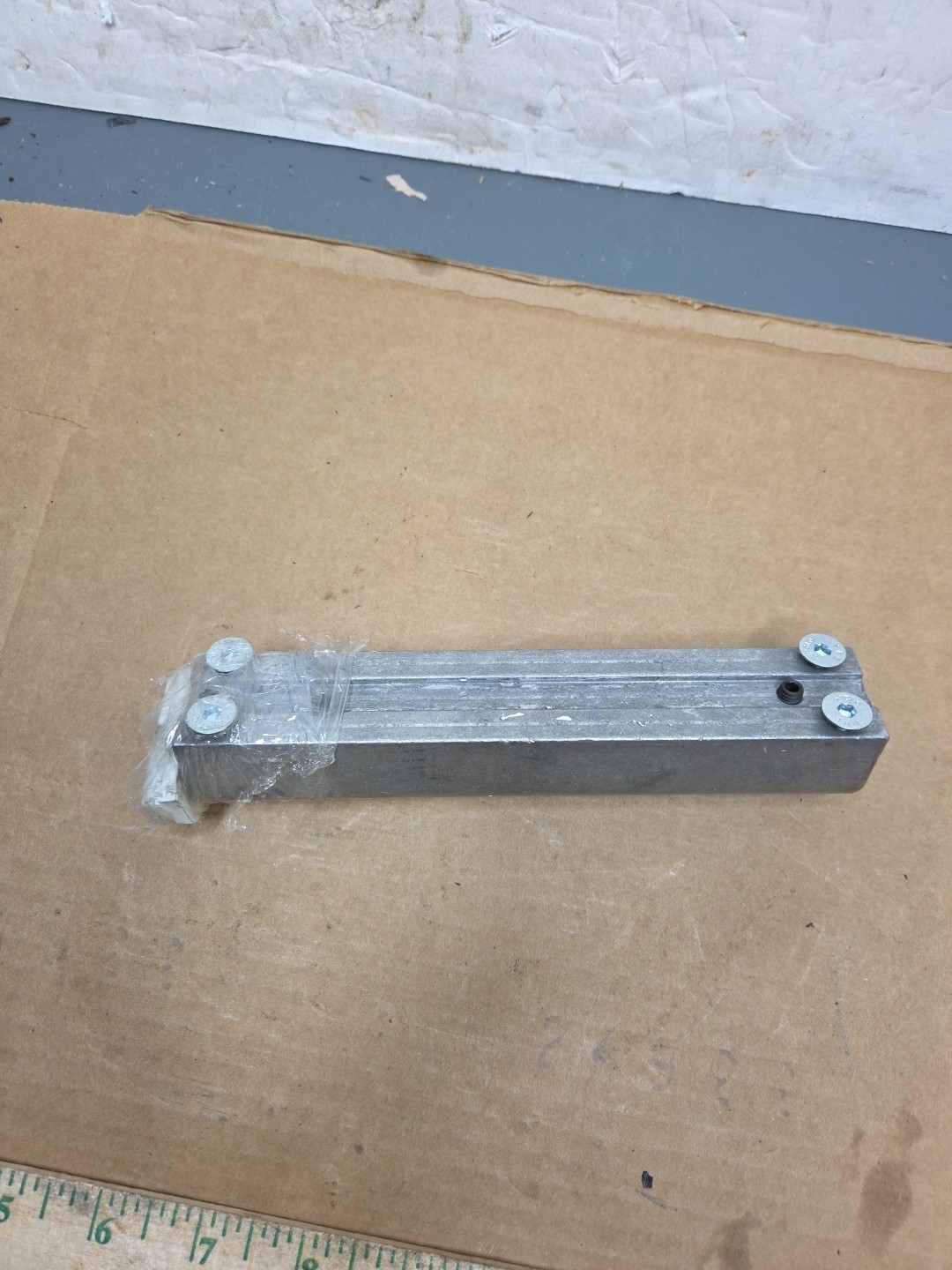 New Universal Bottom Guide w/ T-Block Washer US15-0435-01 -