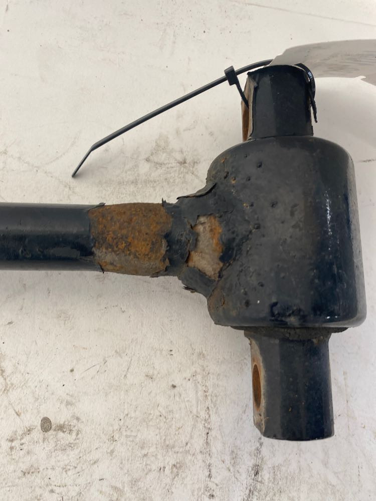 Peterbilt Torque Rod (339-10474)