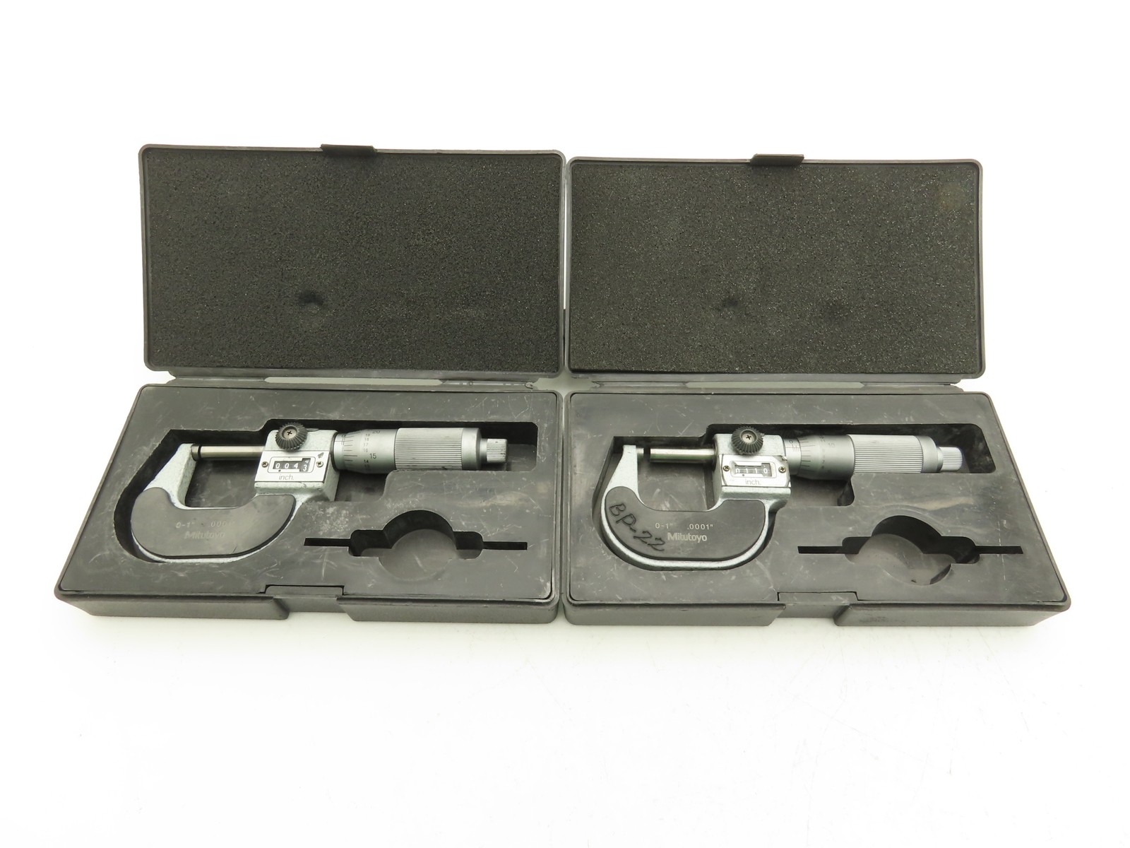 Mitutoyo 193-211 Mechanical Digit Counter Micrometer 0-1" Range Gray  LOT OF 2
