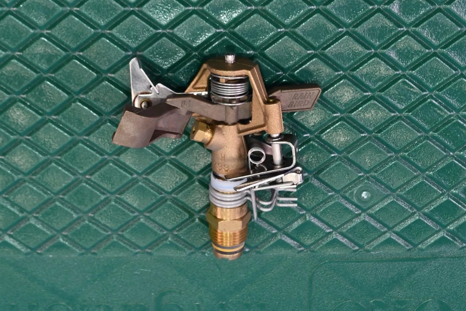 Rain Bird 1/2" Full Part Circle Brass Impact Sprinkler-Nozzle 25BPJDAT09