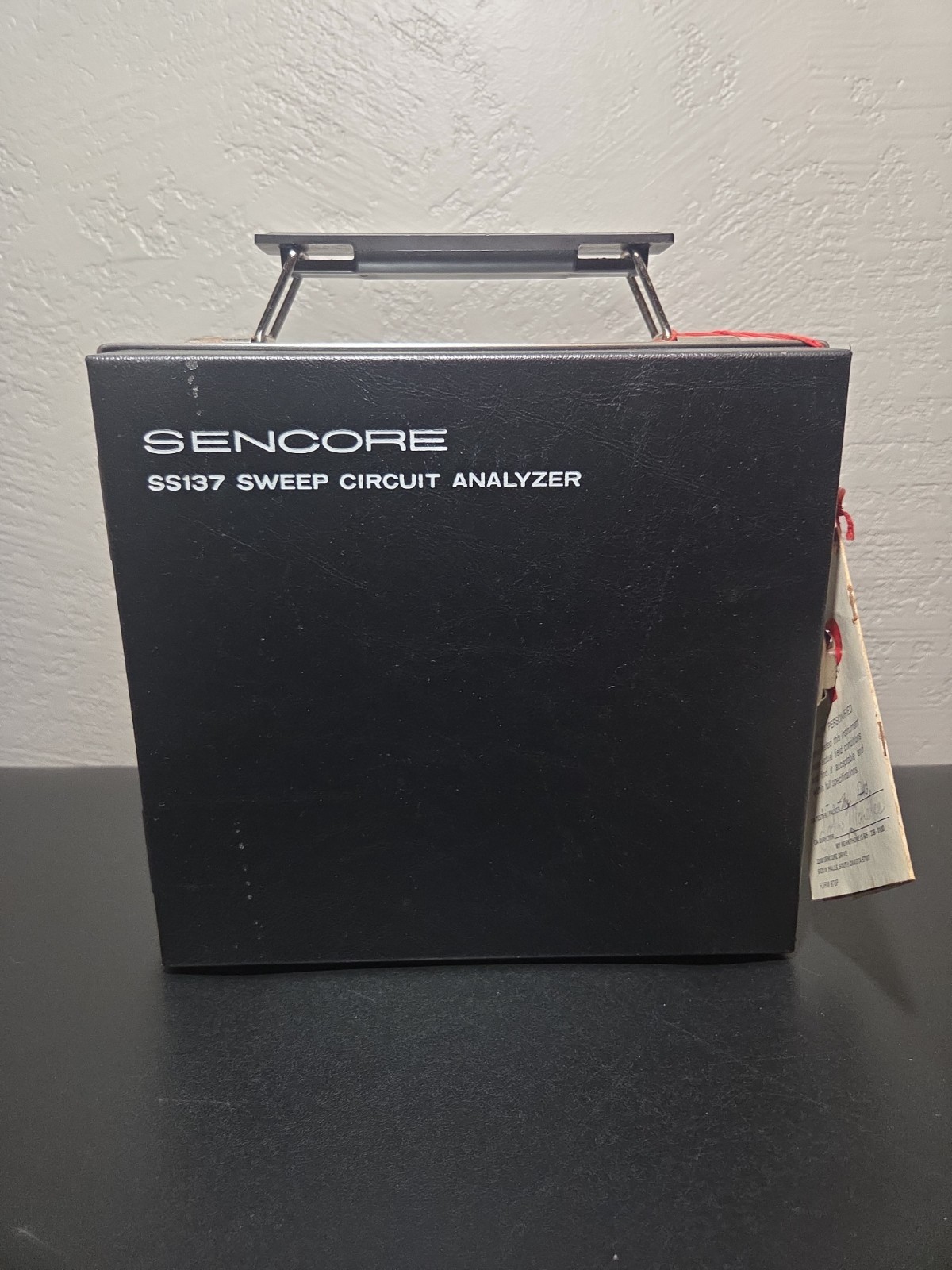 Sencore SS137 Sweep Circuit Analyzer - Power On - Untested