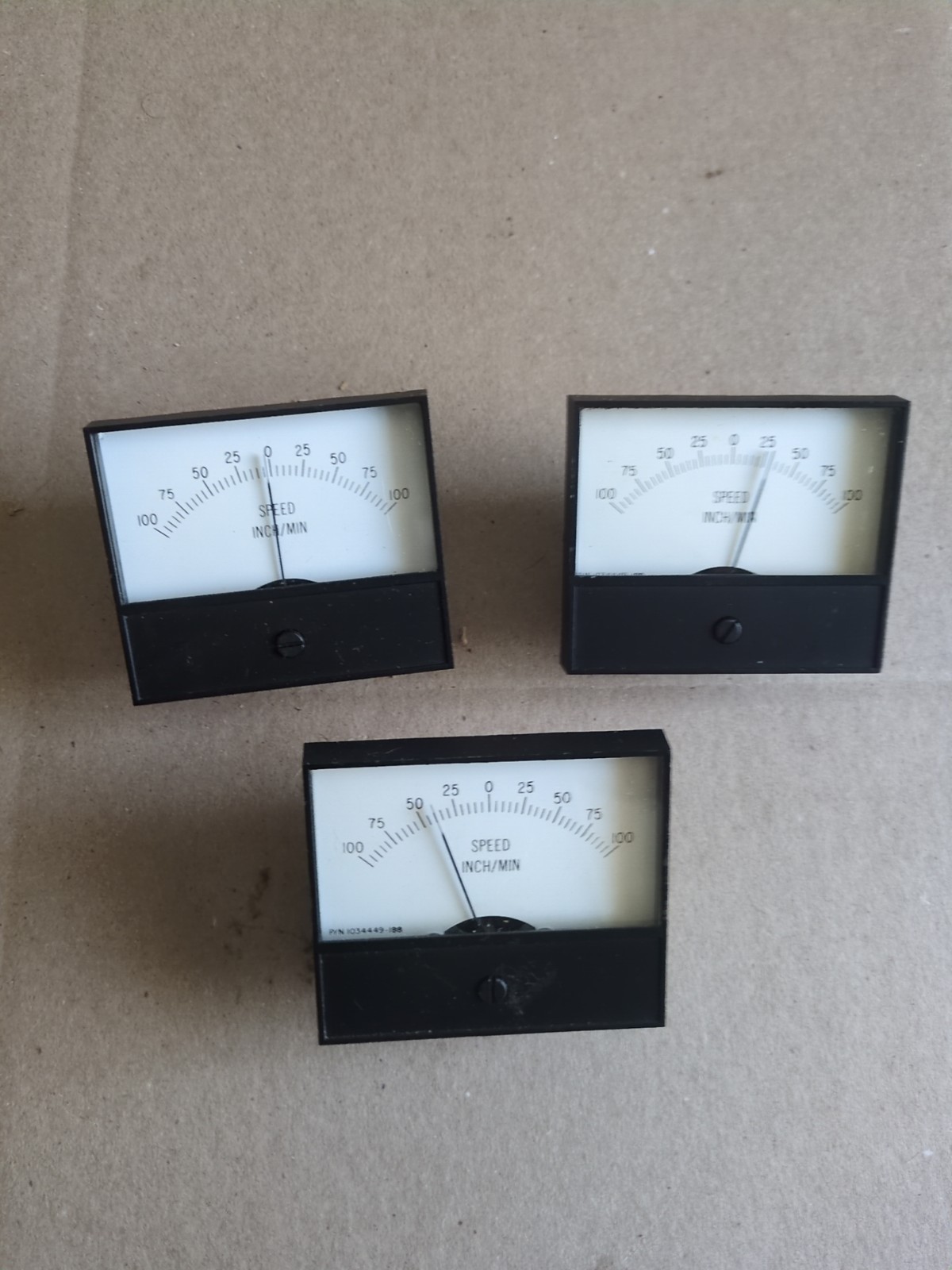 1x Analog panel meter Range 100-0-100  speed Inch/Min P/N 1034449-188 Steampunk