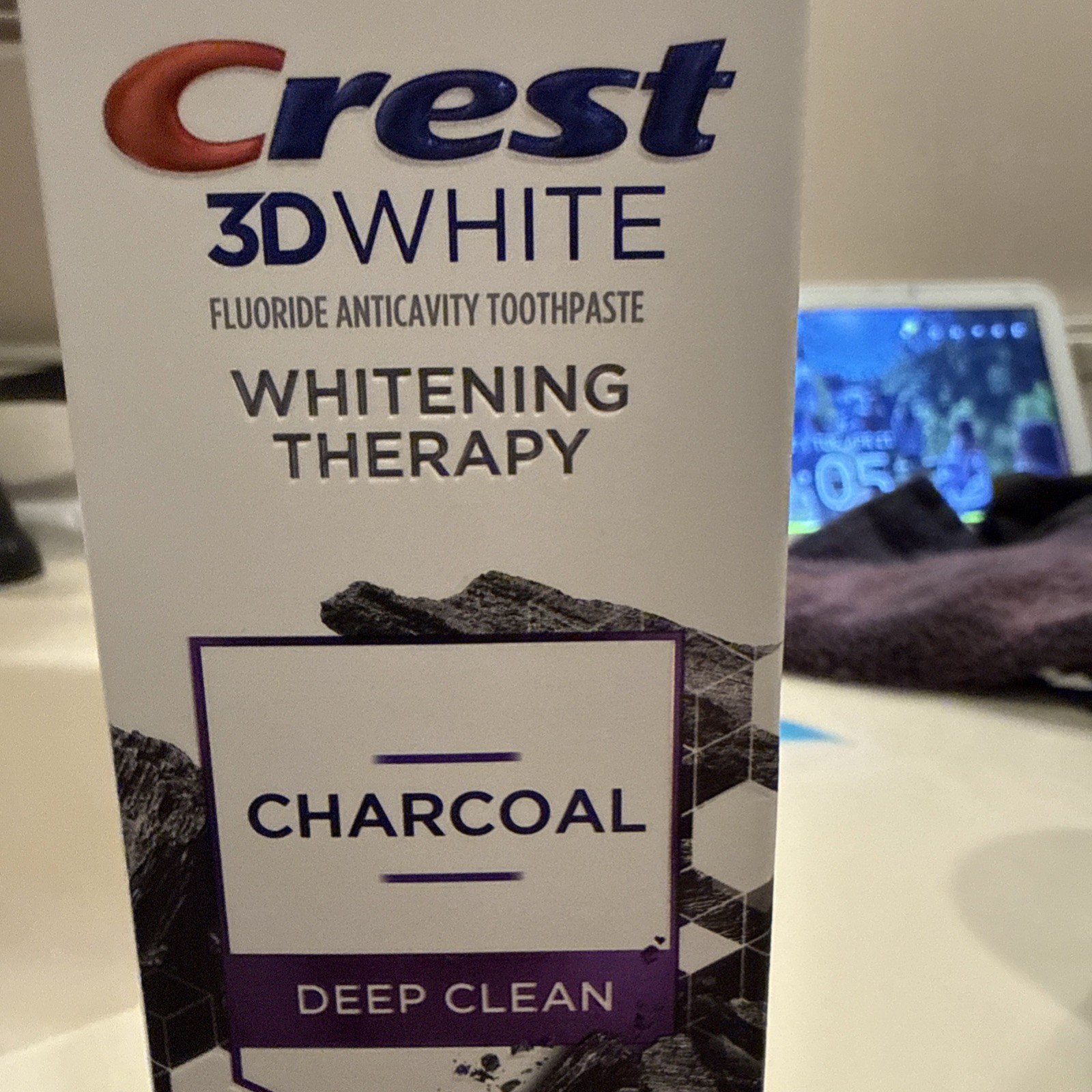 Crest 3D White Whitening Therapy Charcoal Deep Clean 4.6oz Brightens Enamel Safe