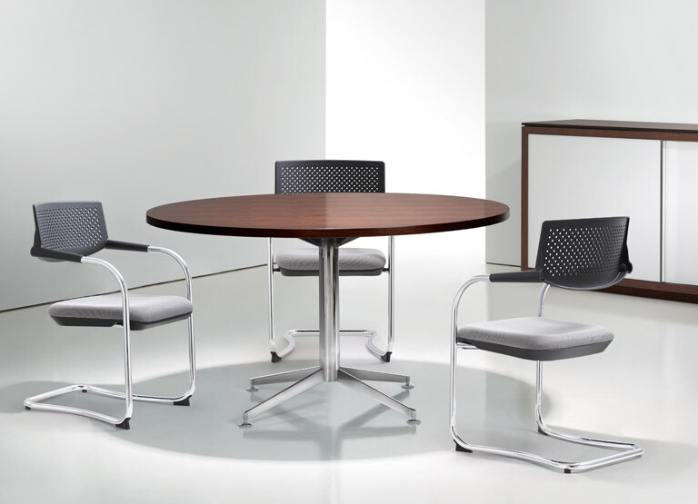 Woodstock CH-172C Marketing Shankar Side Chair Chrome Frame / Black Back & Gray