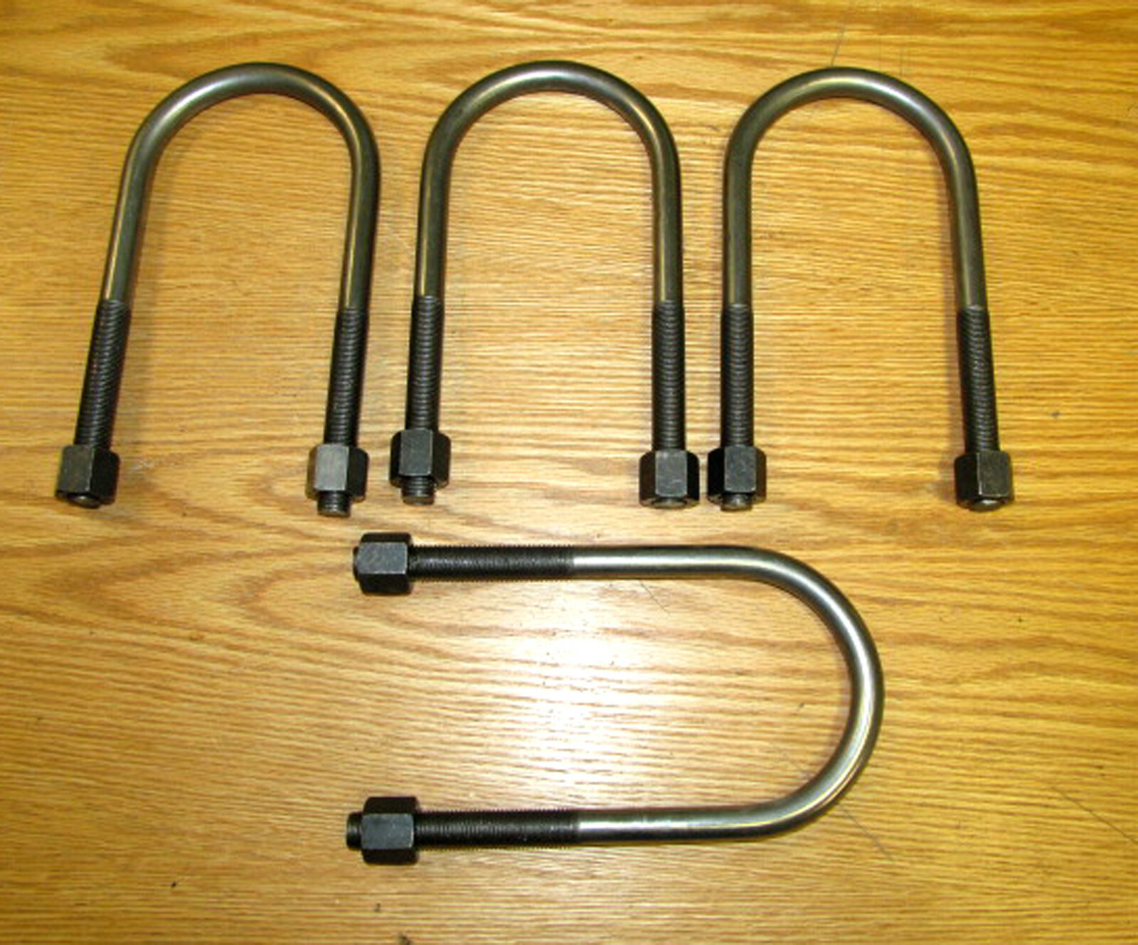 1955 1956 1957 CHEVY LEAF SPRING U BOLTS & NUTS 4 PIECE SET ** USA MADE **