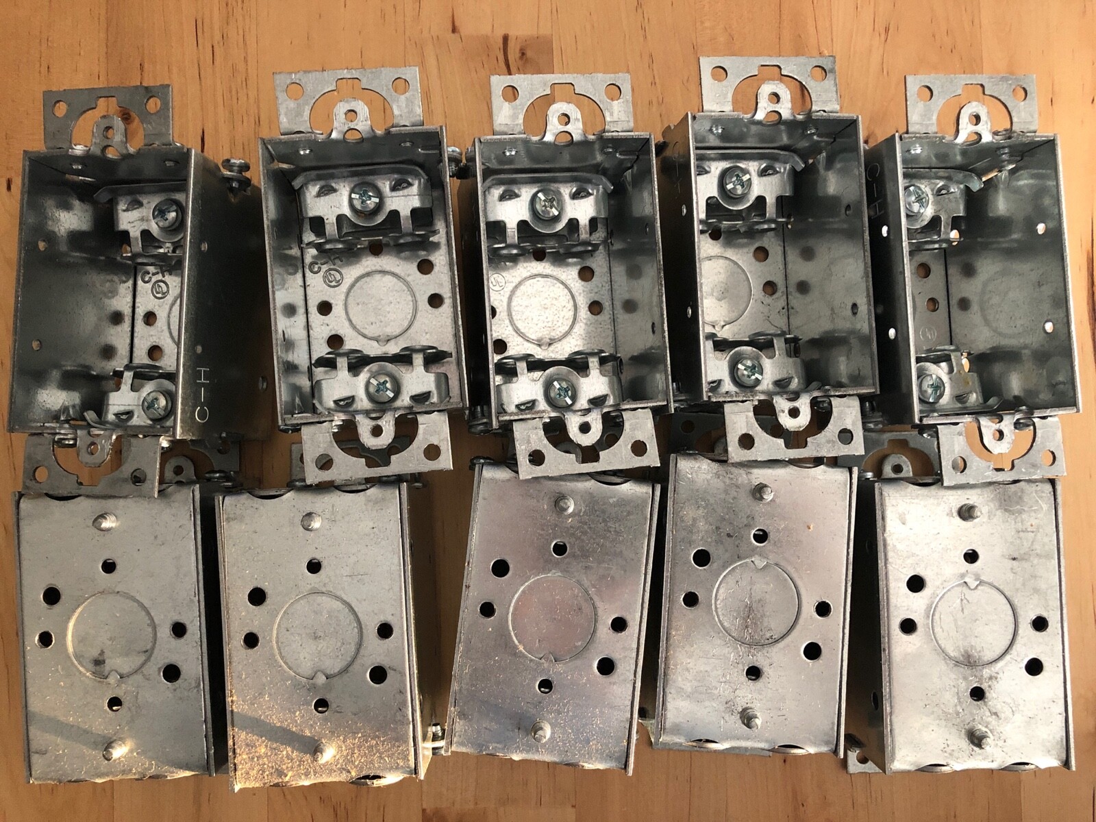 Lot of 10 Eaton Crouse-Hinds TP120 2" Gangable Armoured-Metal Clad Switch Box