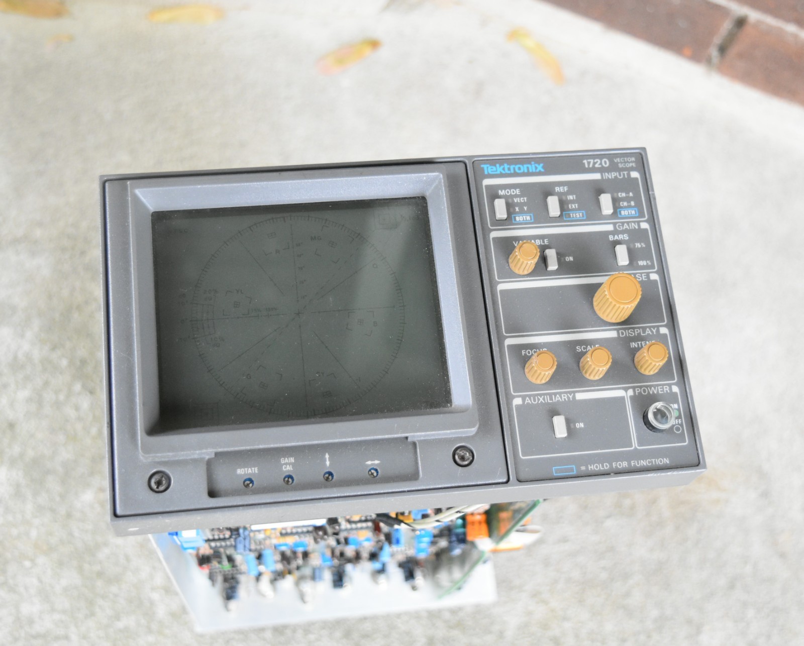 Tektronix 1720 Vertascope Rack Mount Type No Chassis For Parts