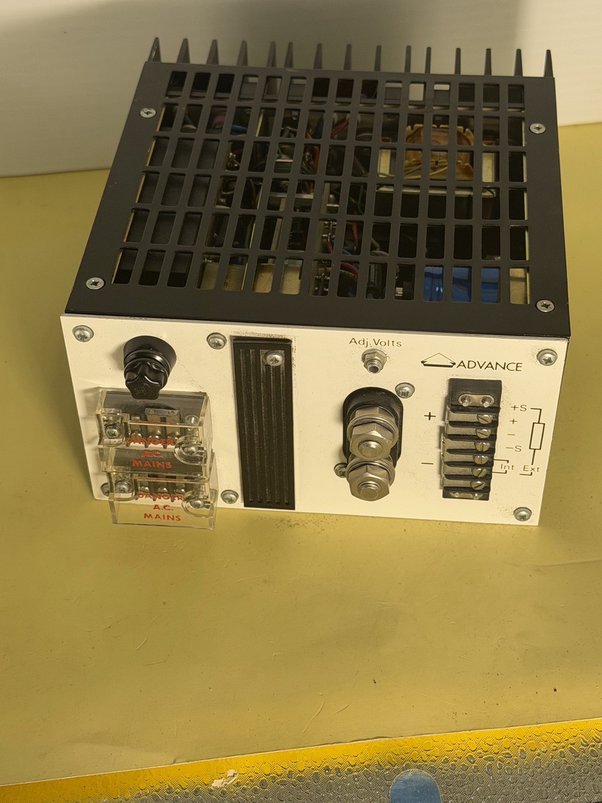 Gould MG5-40C Power Supply 120/240v-ac 40a Amp 5v-dc