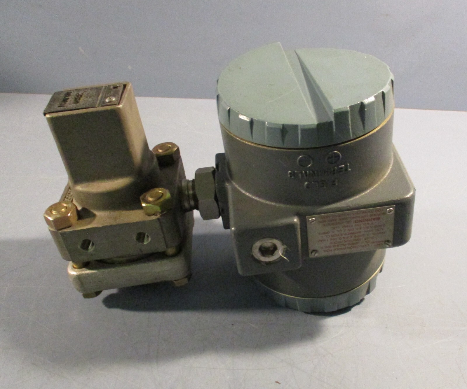 Foxboro Electronic Transmitter 821GM- IS1MN1 MWP 150 PSI