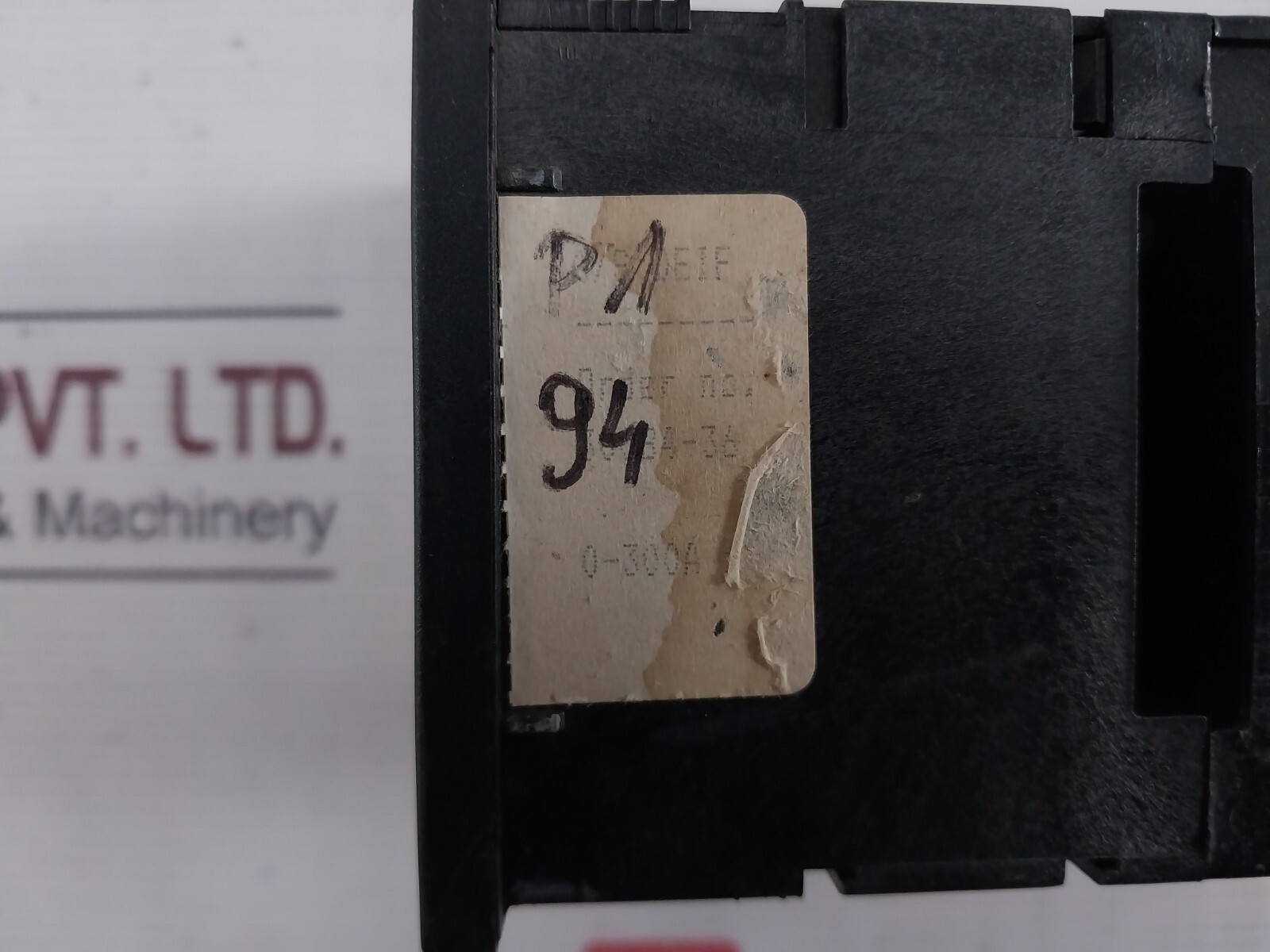DEIF 300/5A Analog Voltage Meter 5/10A-91