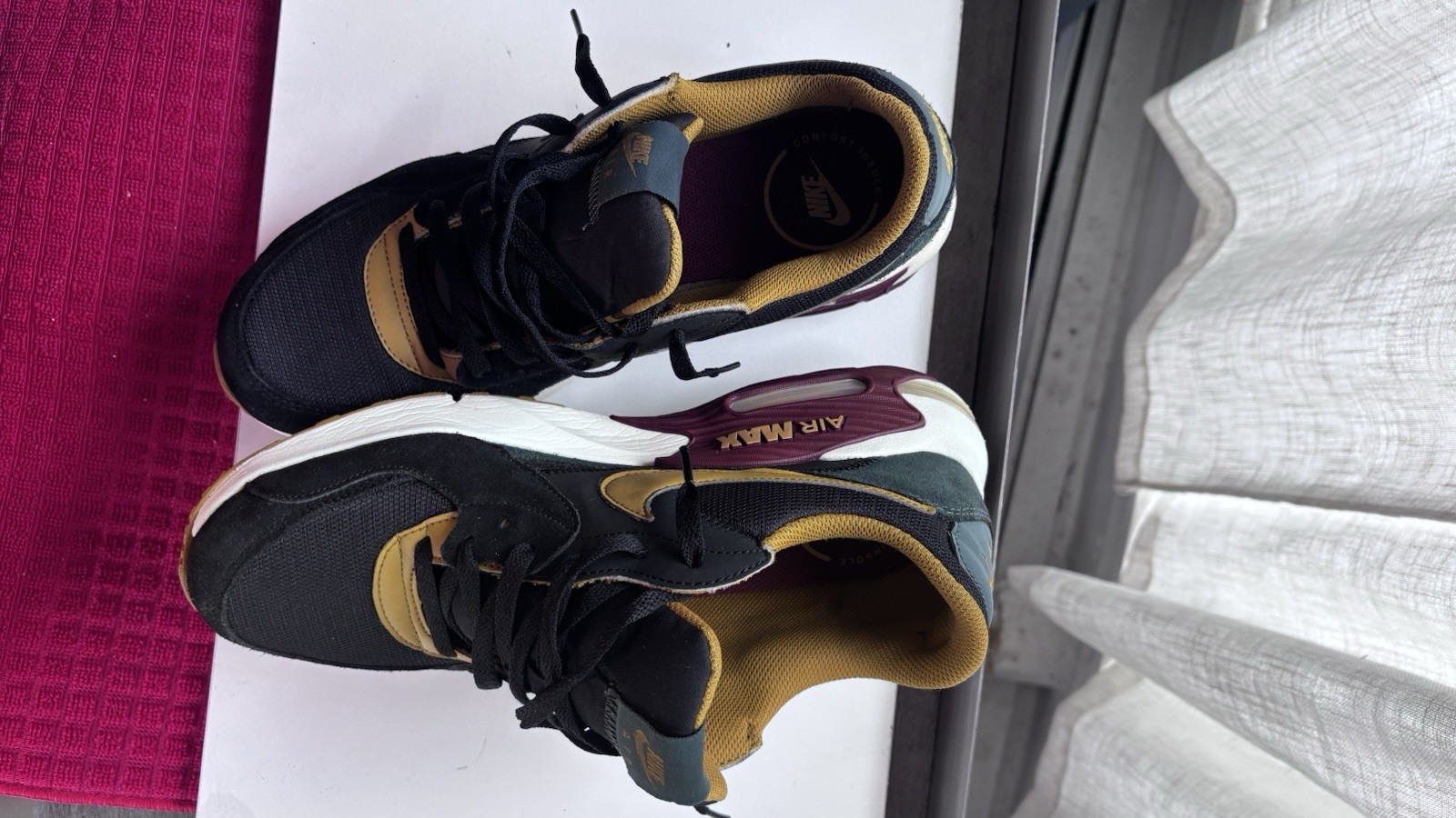 Nike Air Max Men's Running Shoes Black Gold Maroon Mesh Size 10.5