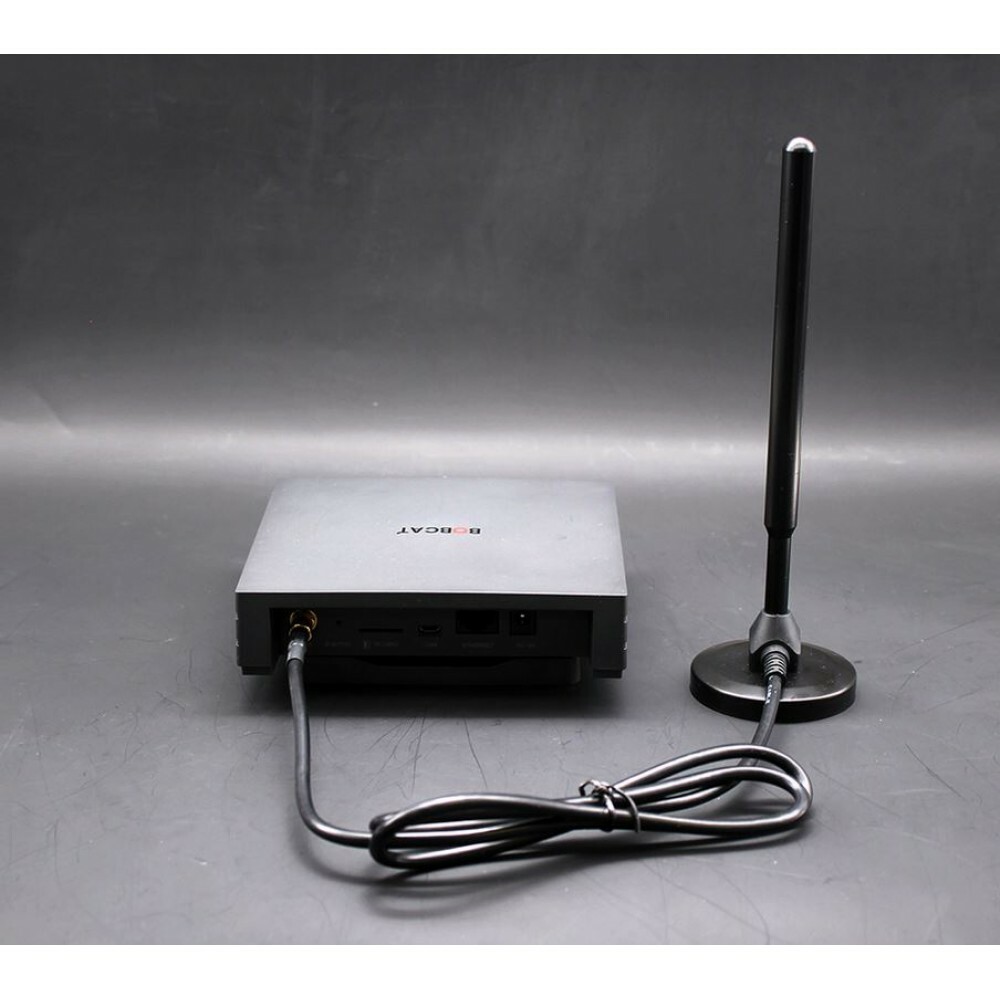 Bobcat 300 helium miner 2GB RAM (915mhz) north america version (ready to ship)