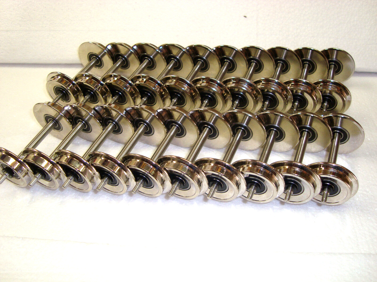 10 Pairs, 20 Axles G Scale BALL BEARING Roll-EZ SILVER Chrome Metal Wheels