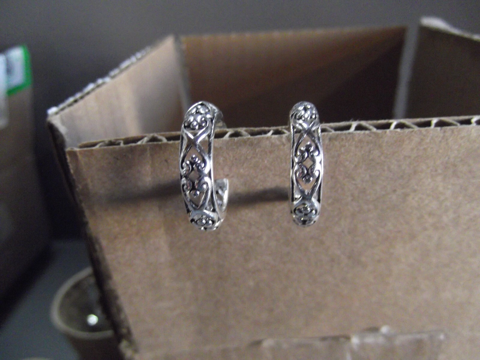 1 Pair Old .75"in Silver Tone 3/4 Circles Stud Earrings
