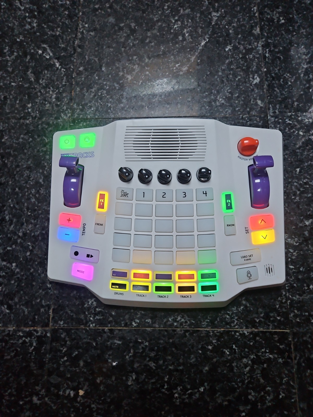 Blipblox MyTracks Sequencer / Looper drum machine Playtime Engineering Tested