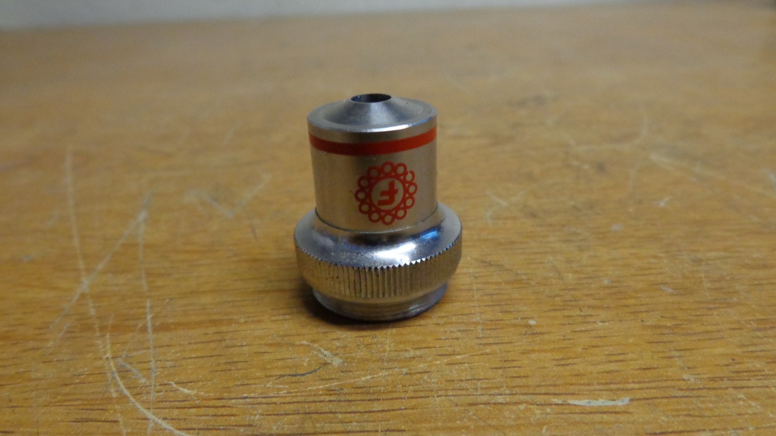 MICROSCOPE OBJECTIVE LENS (F) 4 0.10 red bend