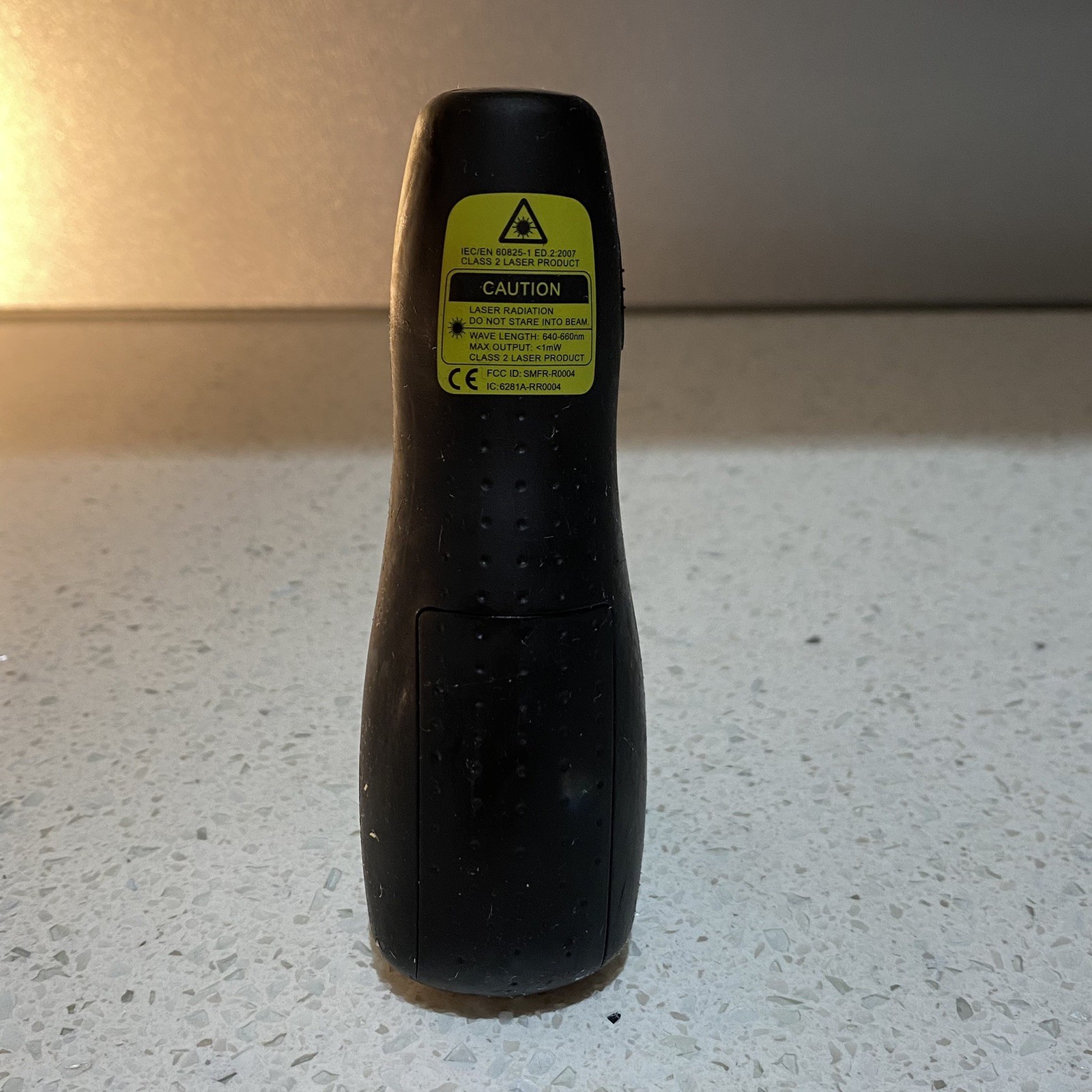 Logitech R-400 Presenter Remote Control Original Clicker Classroom Presentation