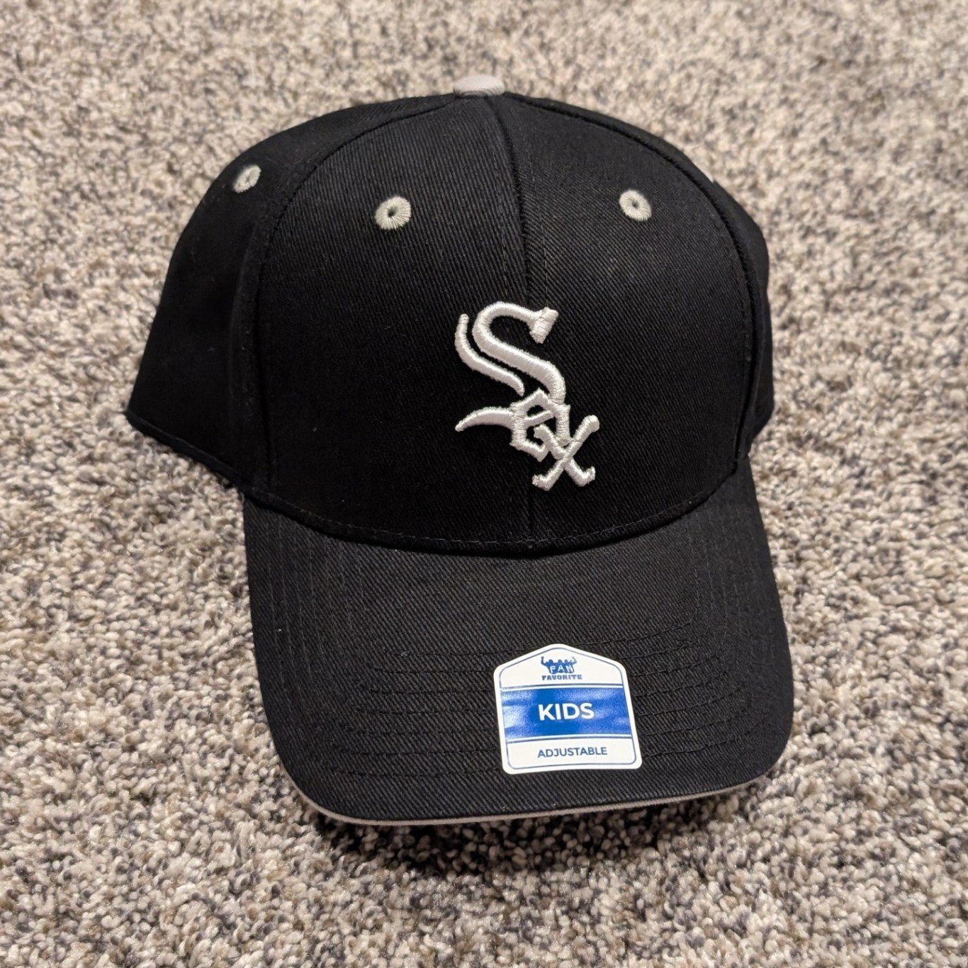 Fan Favorite Chicago White Sox Hat Kids OSFM Black NWT Adjustable Snapback MLB
