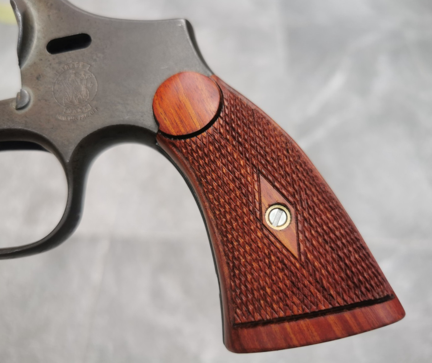 RETRO PRE WAR GRIPS FOR S&W K, L FRAME SQUARE BUTT MODEL 66, 617, 686 REPRO NICE