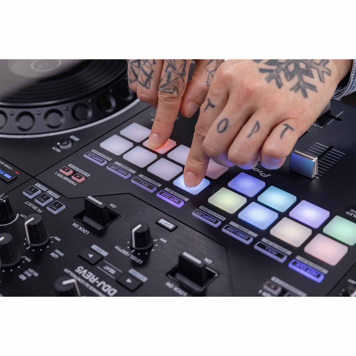 Pioneer DJ DDJ-REV5 Scratch 2-Channel DJ Controller w Case & Decksaver