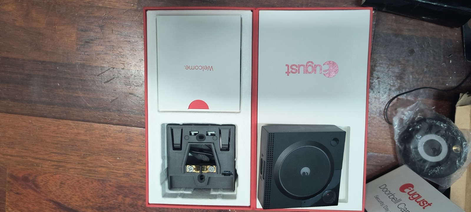 August doorbell cam pro