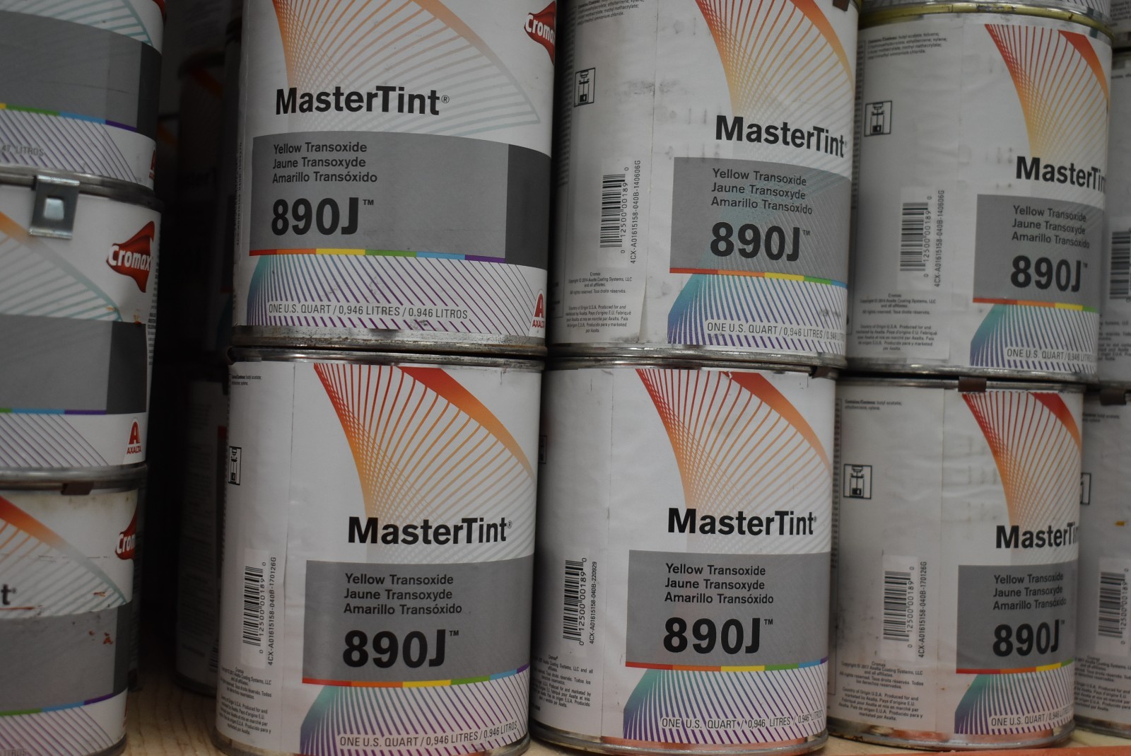 890J Yellow Transoxide Quart Cromax  ChromaBase MasterTint Axalta