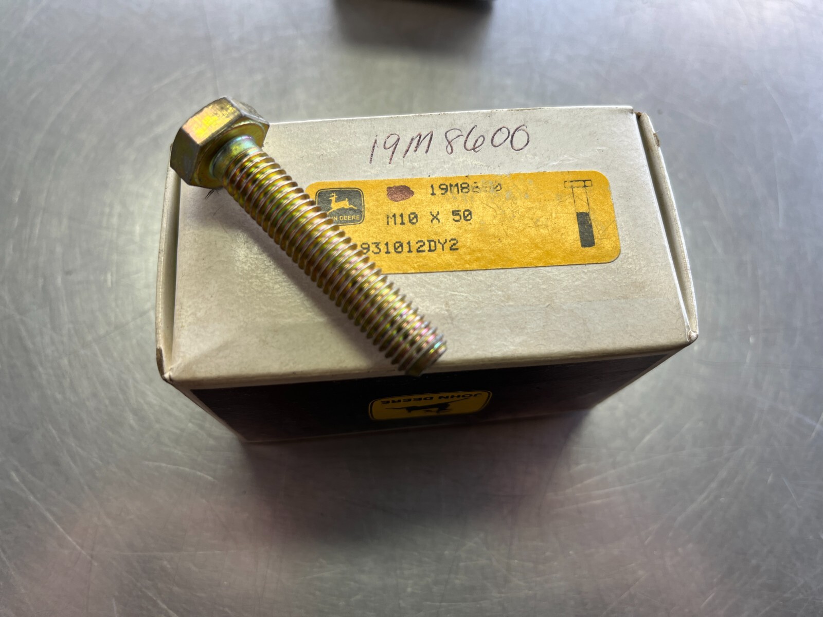 19M8600 Genuine OEM John Deere BOLT
