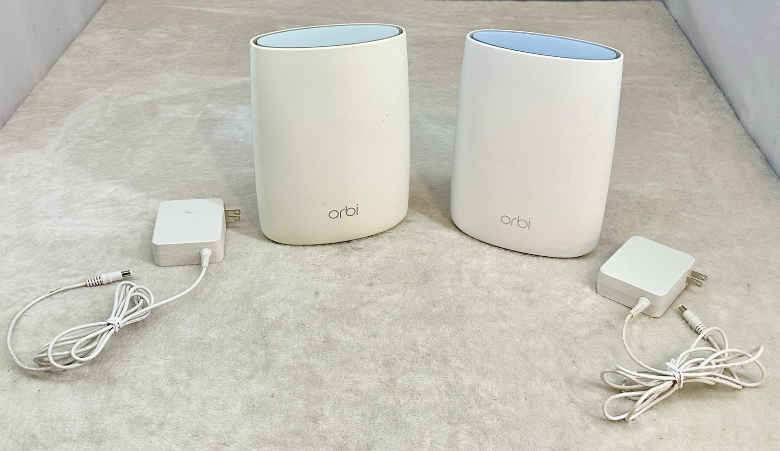 Orbi Mesh Tri-band AC3000 Router RBR50 Router w/ RBS50 Satellite