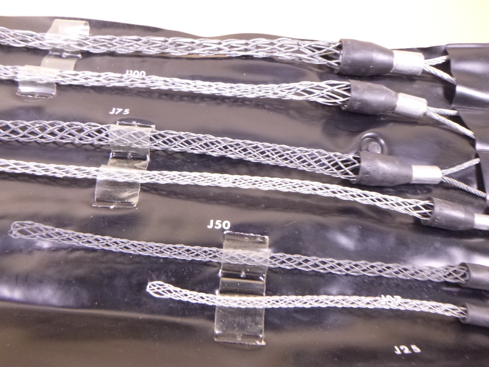 (6 pc) Hubbell Wiring Device-Kellems 033-05-1114 Cable Pulling Mesh Grip Kit