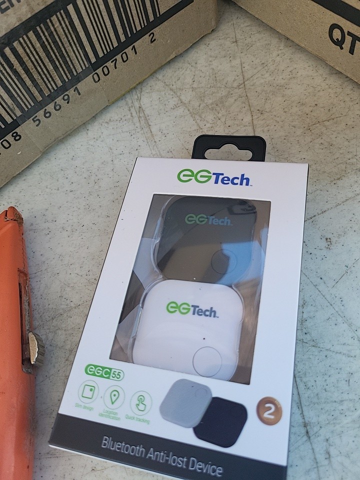 New EGTech Bluetooth Anti - Loss Device Black White