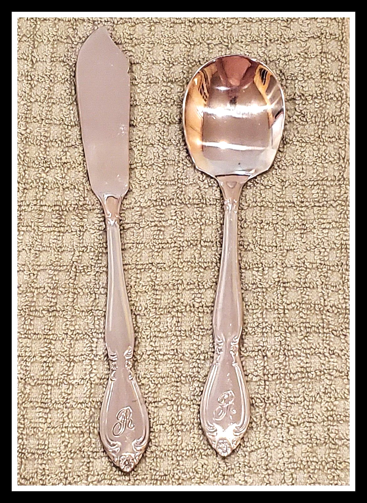 Custom Craft Stainless Steel Flatware Engraved Monogram Letter R Spoon & Knife
