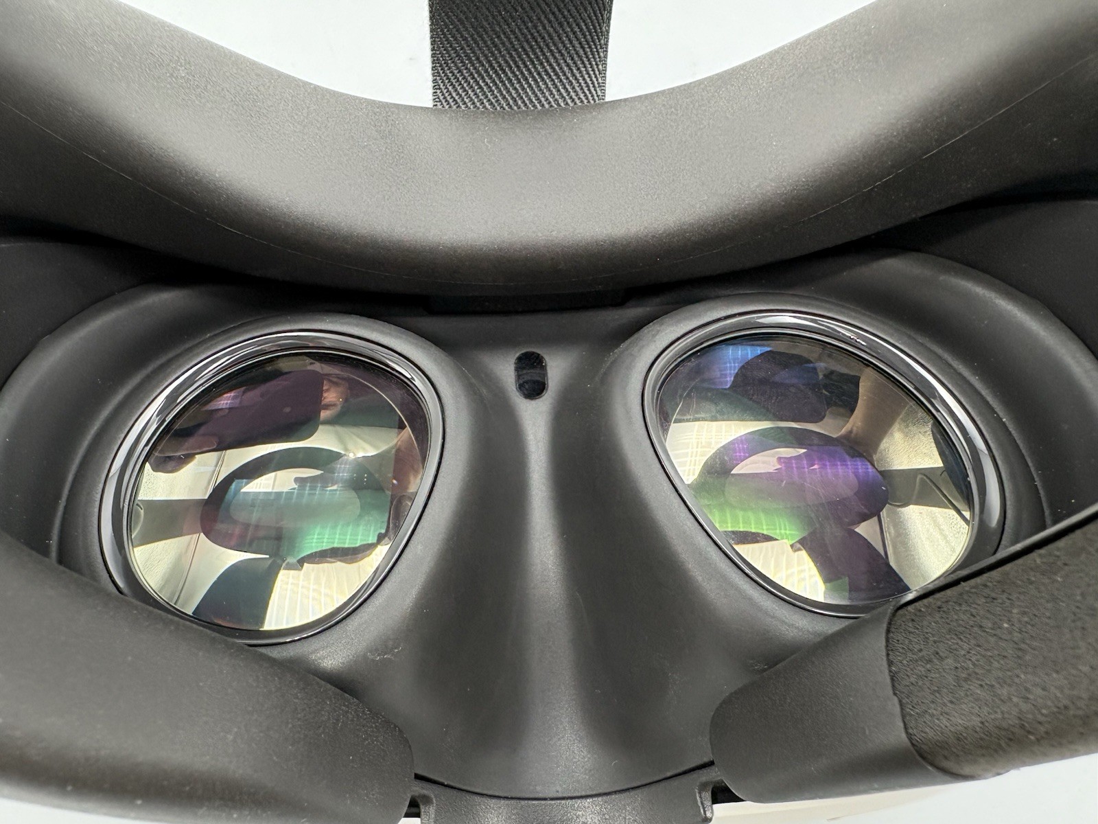 Meta Quest 3 256GB Standalone VR Virtual Reality Gaming Headset & Controllers