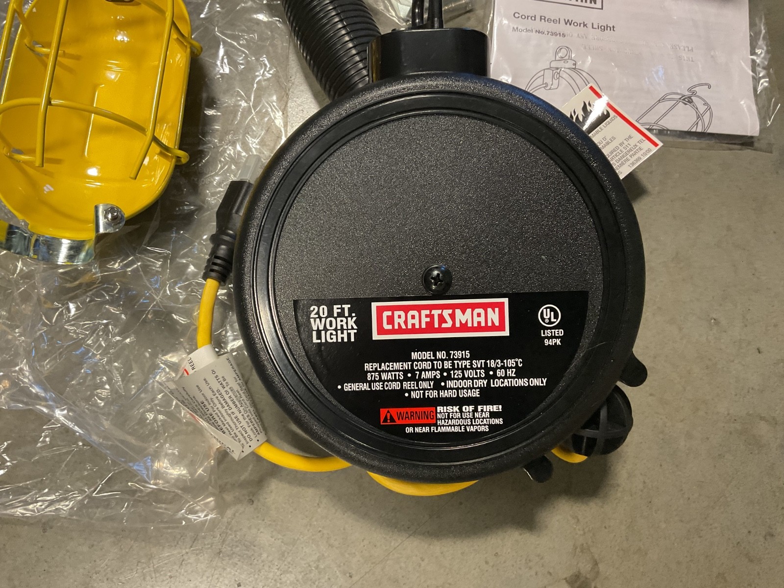 Craftsman Retractable 20 Ft Corded Retractable Work Light Tool !LOOK!