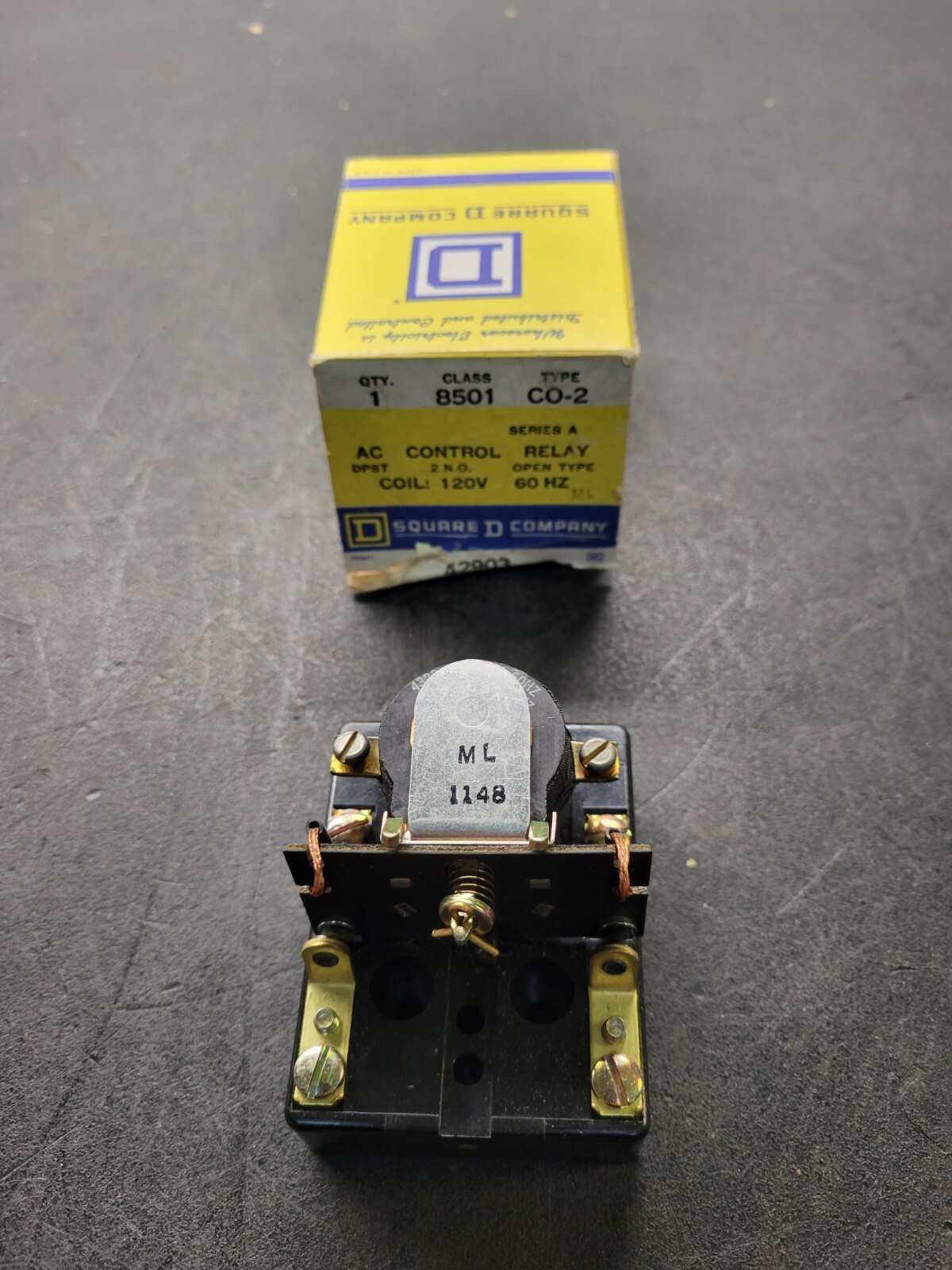 Square D 8501 CO-2 AC Control Relay.