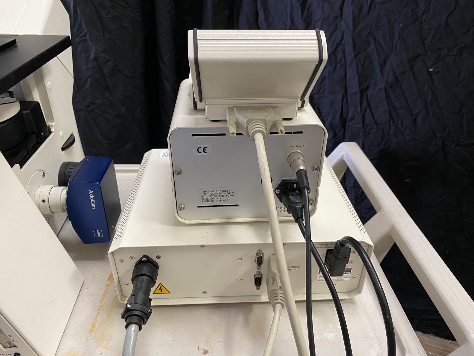 ZEISS Axiovert 200 Inverted Fluorescence Phase Contrast Microscope With FluoArc