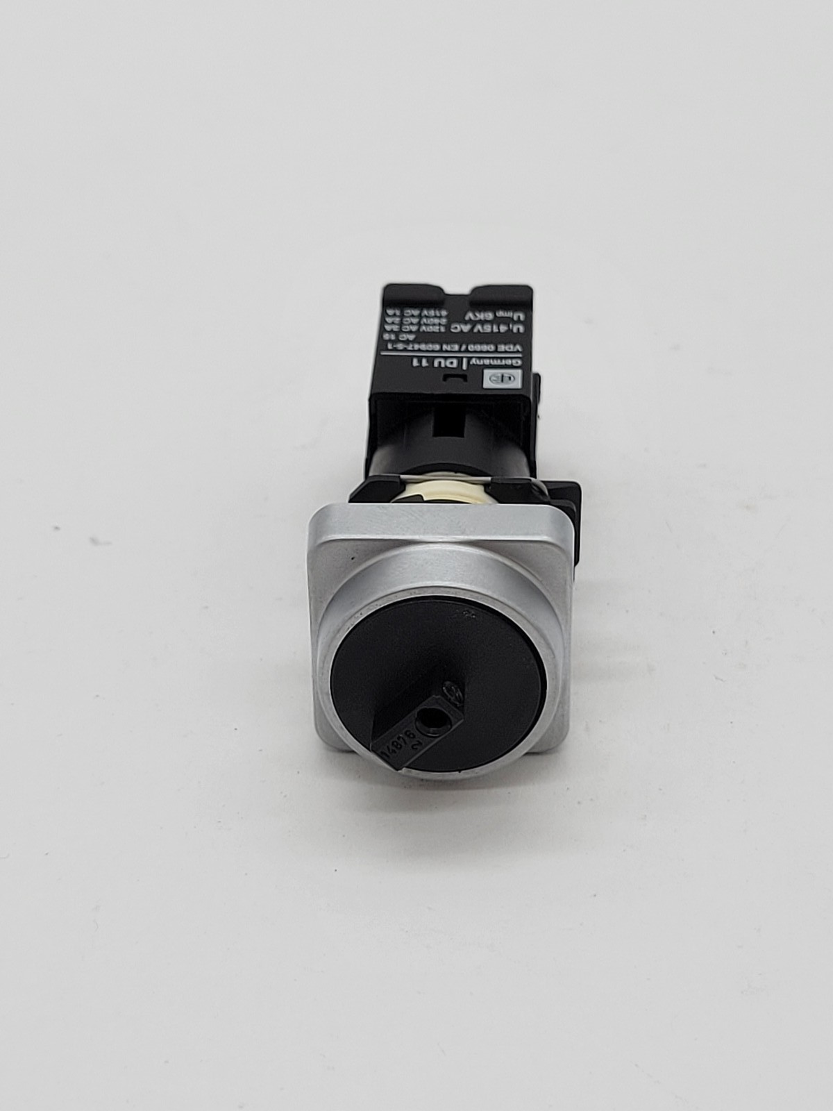 Square D D6G2SDU11 Selector Switch 415V AC-120V 3A 6KV 4 Pin 2 Position Switch