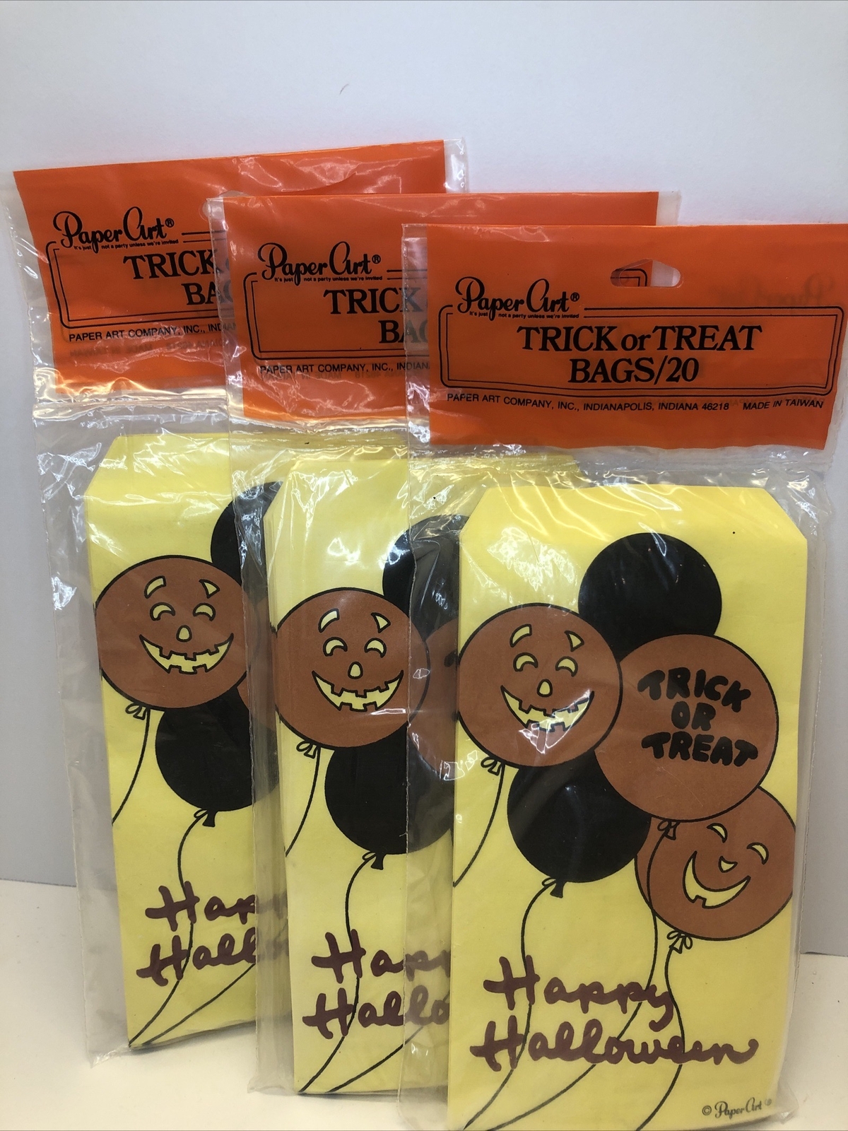 Vintage Paper Art Trick Or Treat Bags 20 Ct Happy Halloween Set Of 3 NOS