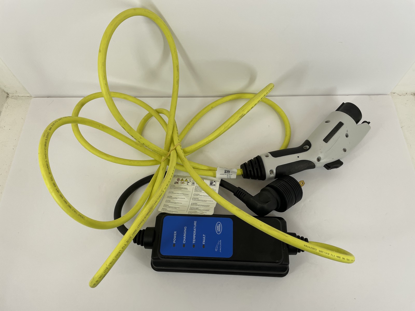 Land Rover Jaguar Aptiv Portable EV Charger JPLA-10C792-AD J1772 Type 3S 120V