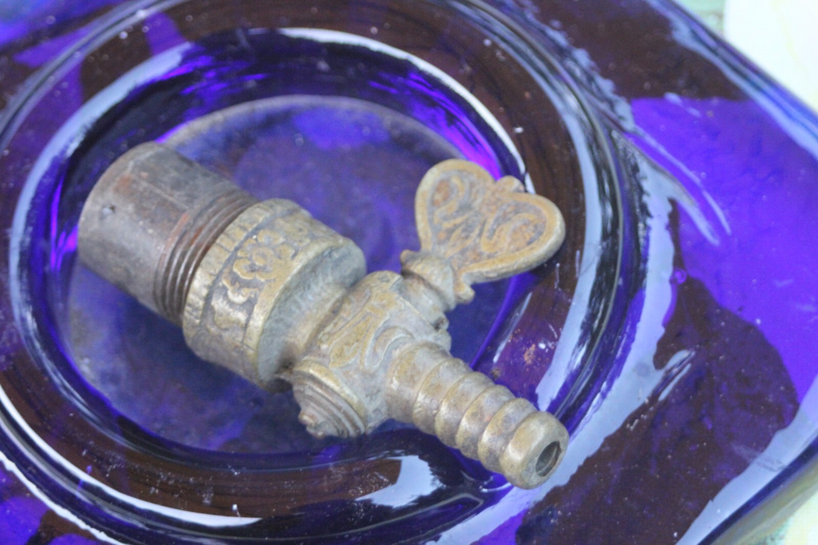 Vintage Ornate Design Brass Gas Shut-Off Valve