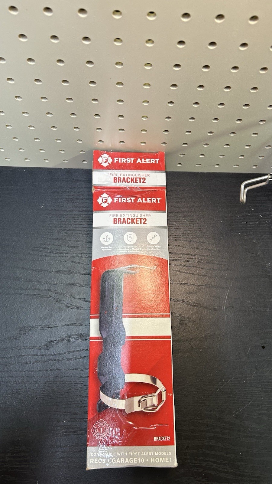 First Alert Fire extinguisher Bracket2