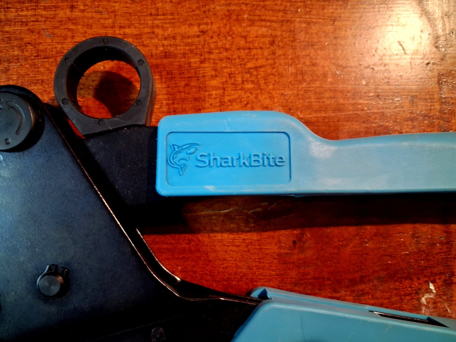 SharkBite PEX 3/4- 1/2 in Cinch Clamp Tool Pliers for PEX Plumbing Connections