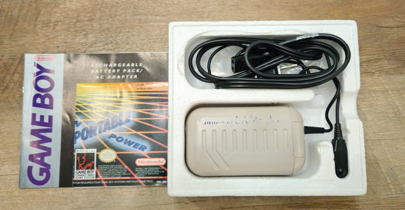 Nintendo Game Boy Rechargeable Battery Pack DMG-03 Official Cord Manual Tested