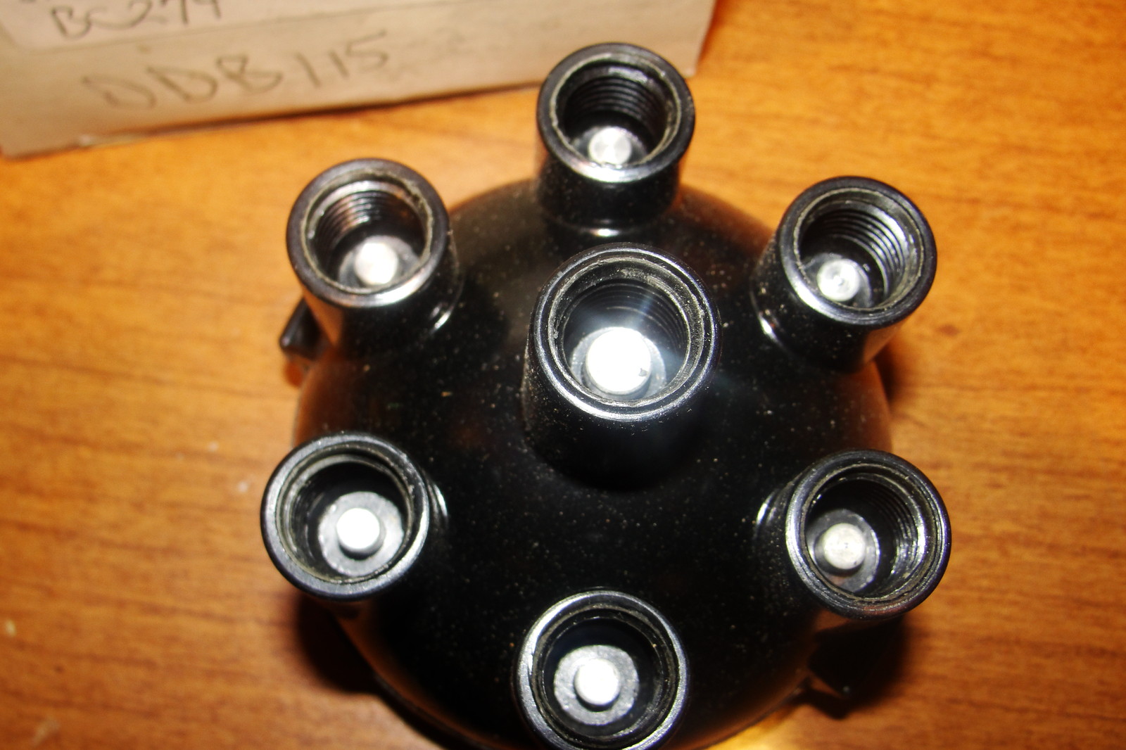 Lucas#54414989,DDB115 Distributor.Cap w/Screw Wires Jaguar XKE 3.8,4.2L,XJ6,MKII