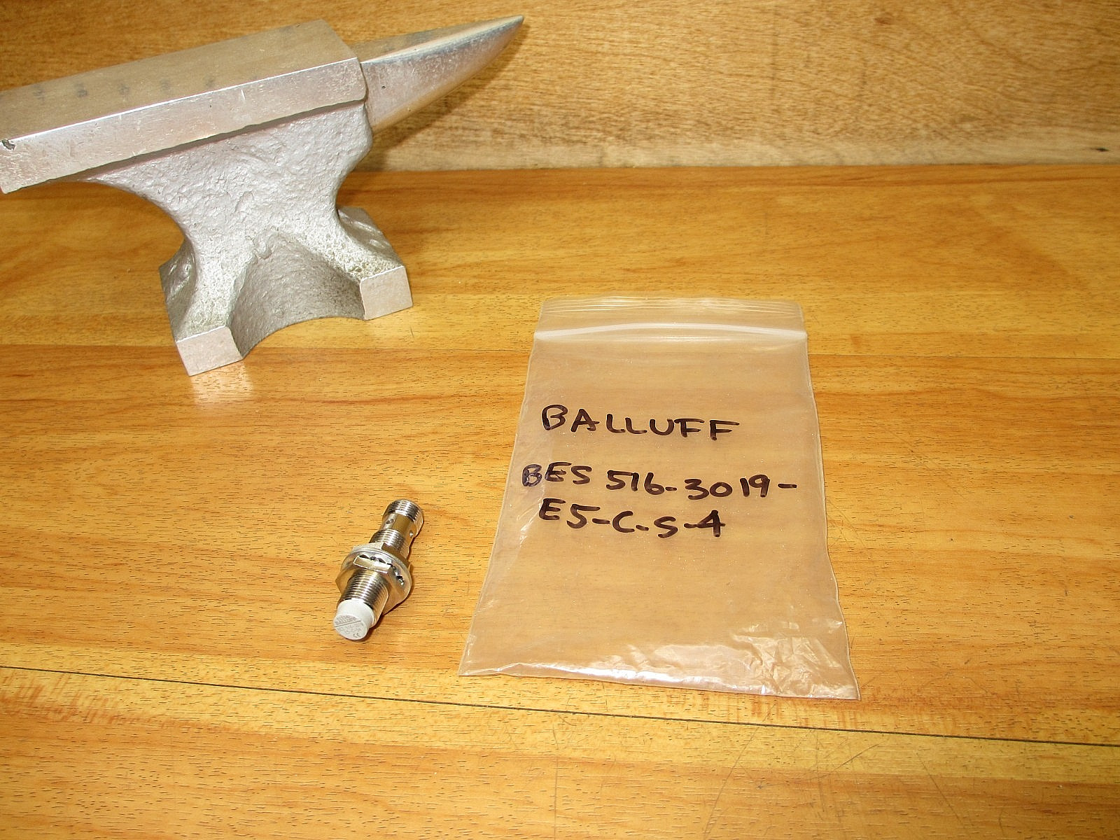 Balluff BES 516-3019-E5-C-S-4 *NOS* Proximity Sensor Switch