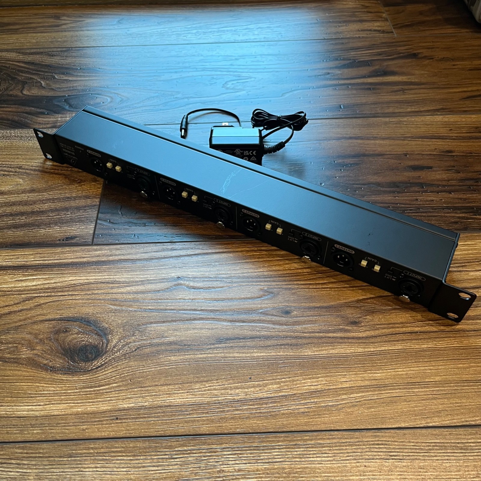 Behringer DI4800A 4-Channel Active Rackmount DI