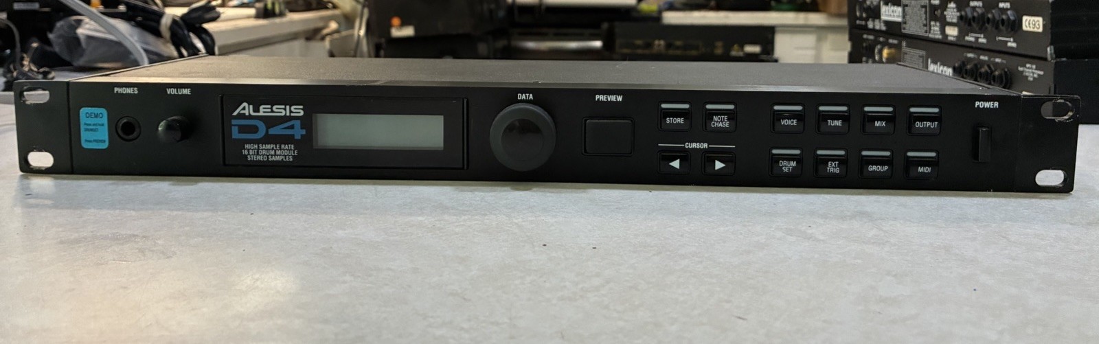 Alesis DEMO Model D4 High Sample Rate 16-Bit Drum & Percussion Sound Module