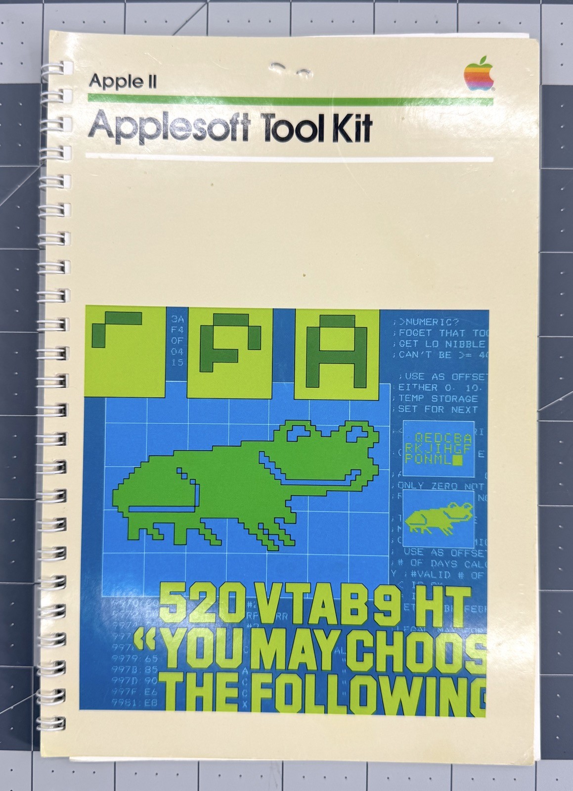 Apple II Applesoft Tool Kit Manual with Addendum 030-0113-00 1980